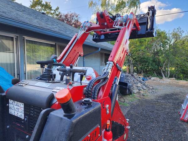 Bobcat, dovoz USA — foto 5 z 12