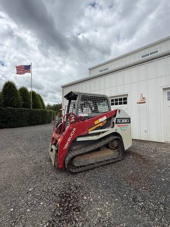 Takeuchi TL8R2, dovoz USA — foto 2 z 11