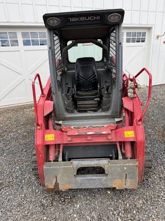 Takeuchi TL8R2, dovoz USA — foto 6 z 11