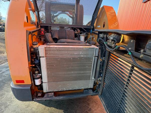 Caterpillar CASE, dovoz USA — foto 7 z 12