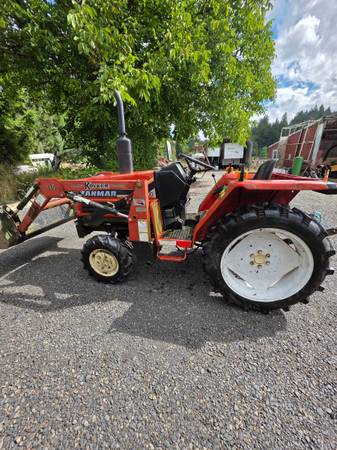 Yanmar TRACTOR, dovoz USA — foto 2 z 5