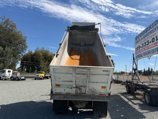 Caterpillar PETERBILT, dovoz USA — foto 7 z 12