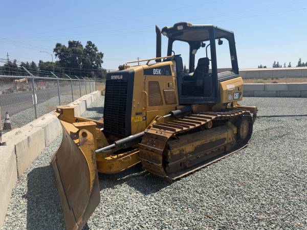 Caterpillar D5, dovoz USA — foto 1