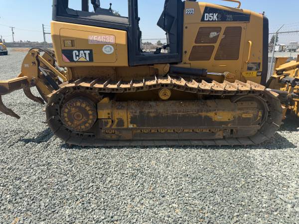Caterpillar D5, dovoz USA — foto 8 z 11