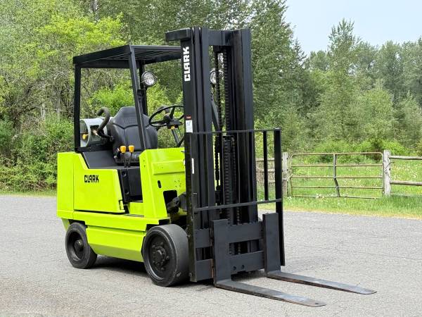 FORKLIFT, dovoz USA — foto 5 z 5