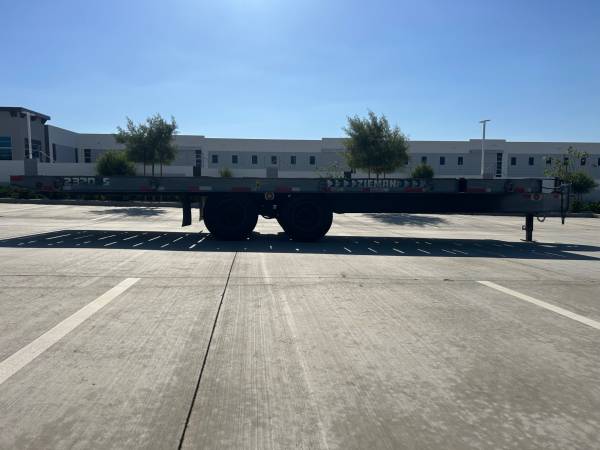 Caterpillar ZIEMAN, dovoz USA — foto 5 z 10