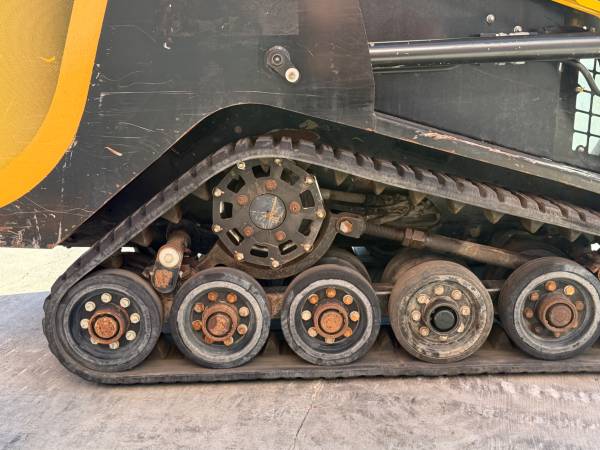 Caterpillar ASV, dovoz USA — foto 4 z 12