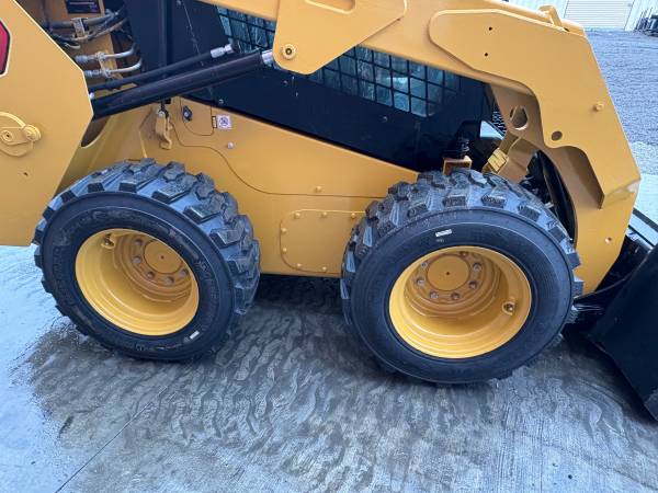 Caterpillar 236D, dovoz USA — foto 8 z 12