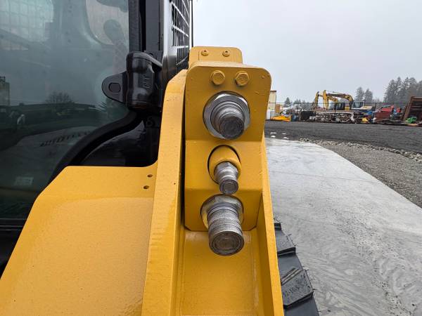 Caterpillar 236D, dovoz USA — foto 9 z 12