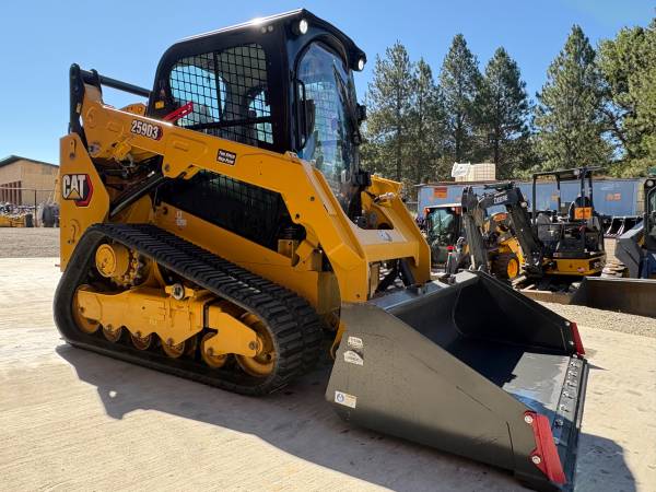Caterpillar 259D3, dovoz USA — foto 3 z 12
