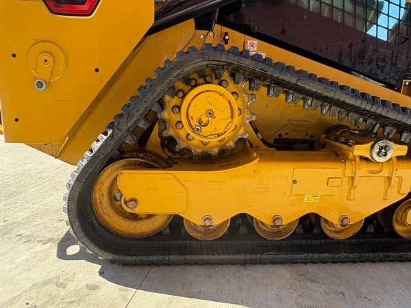 Caterpillar 259D3, dovoz USA — foto 4 z 12