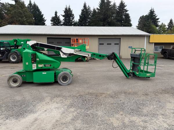 2016 JLG E400, dovoz USA — foto 9 z 12