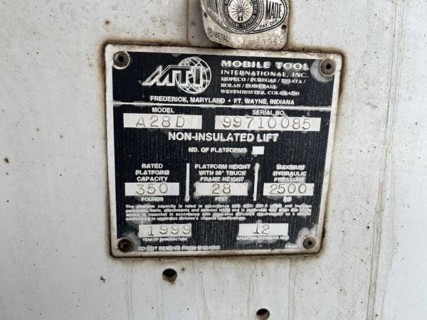 2000 FORD, dovoz USA — foto 9 z 12