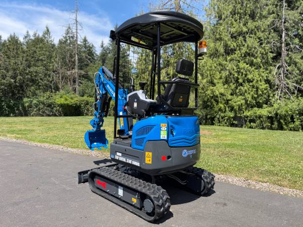 Caterpillar RIPPA, dovoz USA — foto 5 z 12