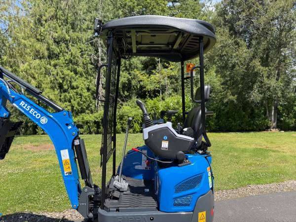 Caterpillar RIPPA, dovoz USA — foto 9 z 12