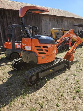 Hitachi EX, dovoz USA — foto 1
