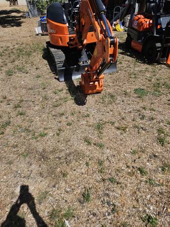 Hitachi EX, dovoz USA — foto 3 z 6