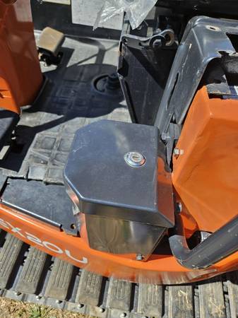 Hitachi EX, dovoz USA — foto 4 z 6