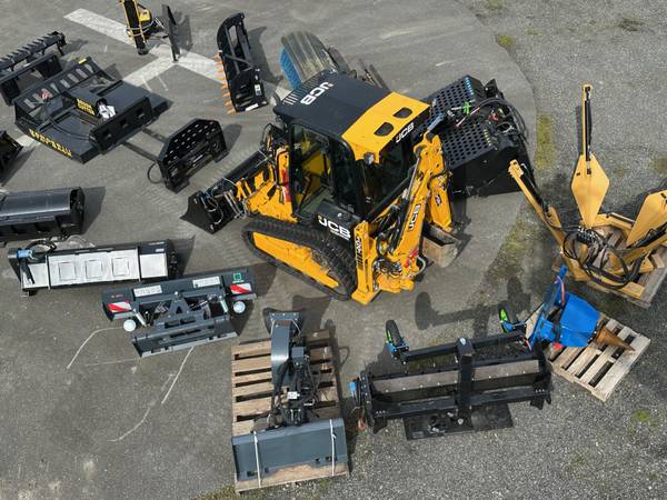 2023 JCB, dovoz Kanada — foto 6 z 12