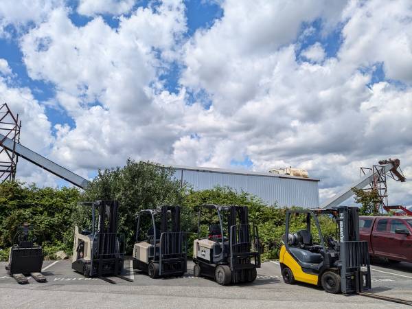 Hyster, dovoz Kanada — foto 2 z 3