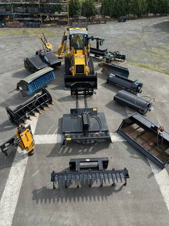 JCB, dovoz Kanada — foto 1