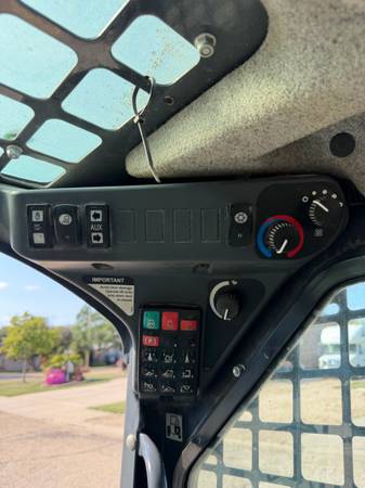 John Deere, dovoz Kanada — foto 8 z 11