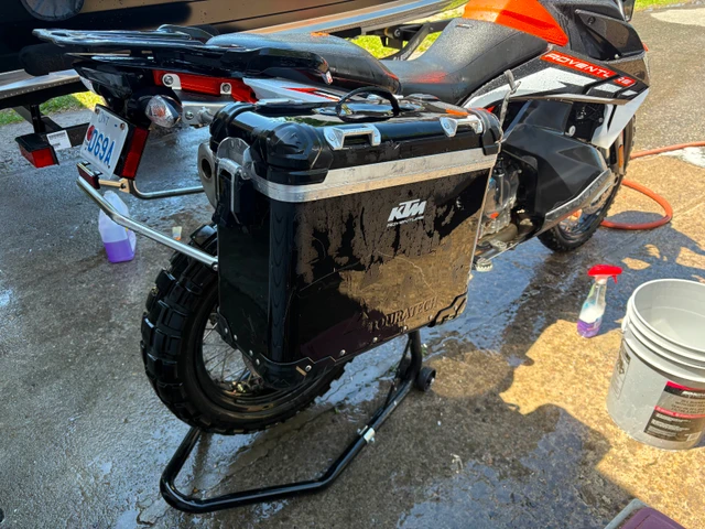 2022 KTM, 5 000 km, dovoz Kanada — foto 2 z 5