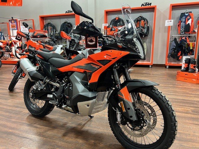 2026 KTM, dovoz Kanada — foto 4 z 5