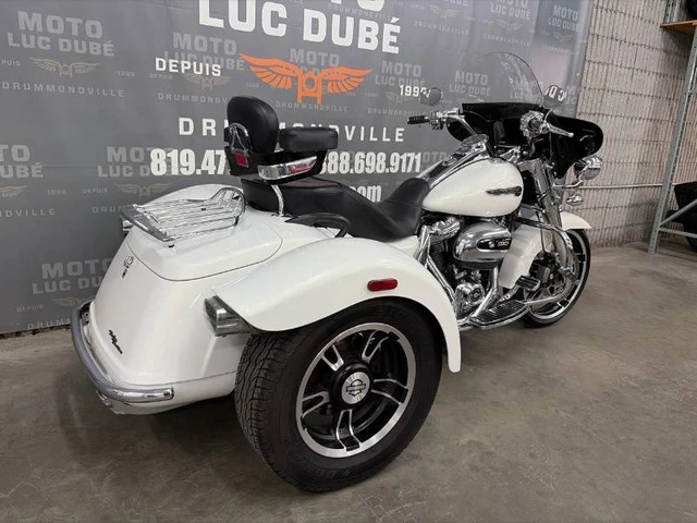 2019 Harley-Davidson, 31 003 km, dovoz Kanada — foto 4 z 5