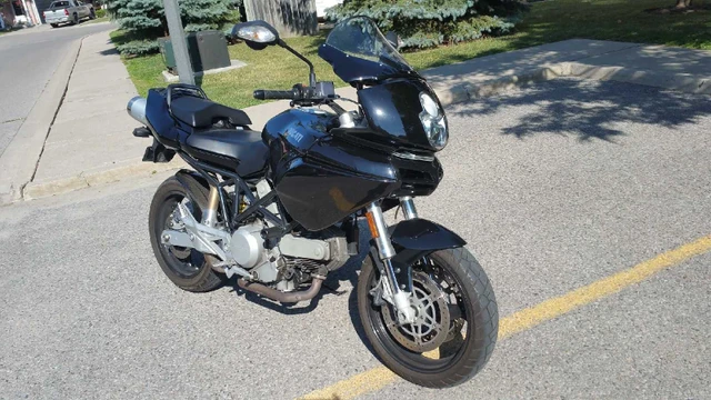 2006 Ducati, 38 312 km, dovoz Kanada — foto 2 z 5