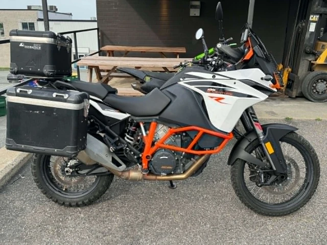 2017 KTM, 57 000 km, dovoz Kanada — foto 2 z 5