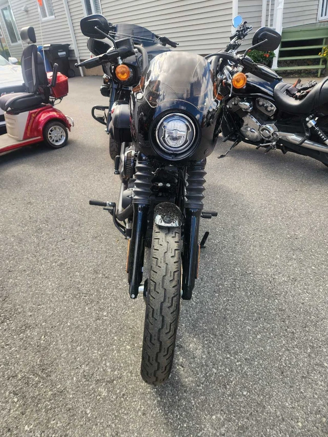 2023 Harley-Davidson, 18 800 km, dovoz Kanada — foto 2 z 5