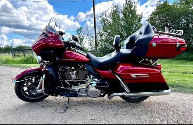 2019 Harley-Davidson, 22 000 km, dovoz Kanada — foto 3 z 5