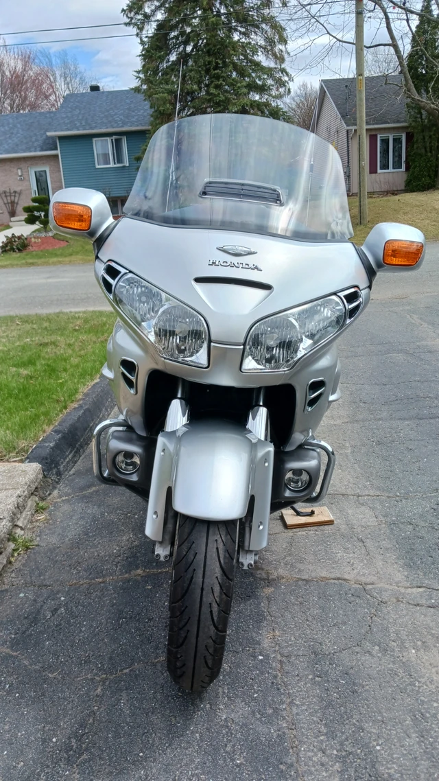 2005, 110 891 km, dovoz Kanada — foto 4 z 5