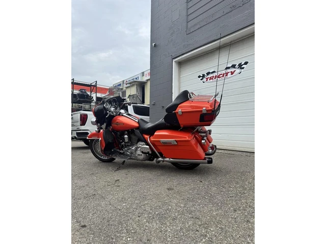 2012 Harley-Davidson, 90 524 km, dovoz Kanada — foto 4 z 5