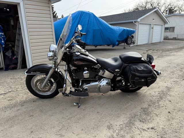 2007 Harley-Davidson, 19 287 km, dovoz Kanada — foto 3 z 5