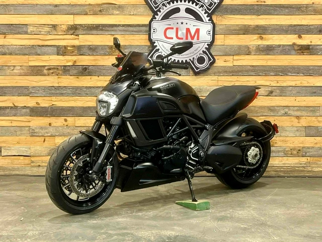 2017 Ducati, 42 259 km, dovoz Kanada — foto 3 z 5