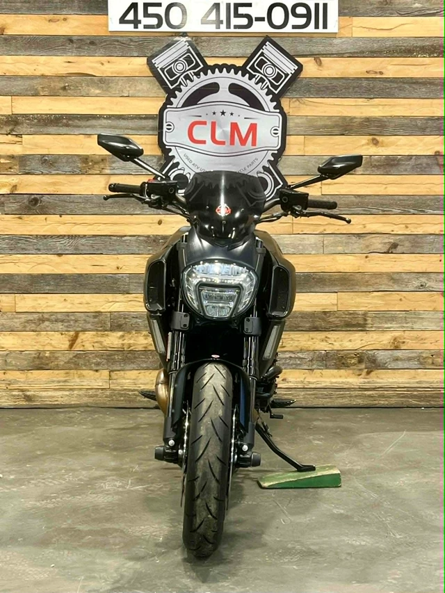 2017 Ducati, 42 259 km, dovoz Kanada — foto 2 z 5