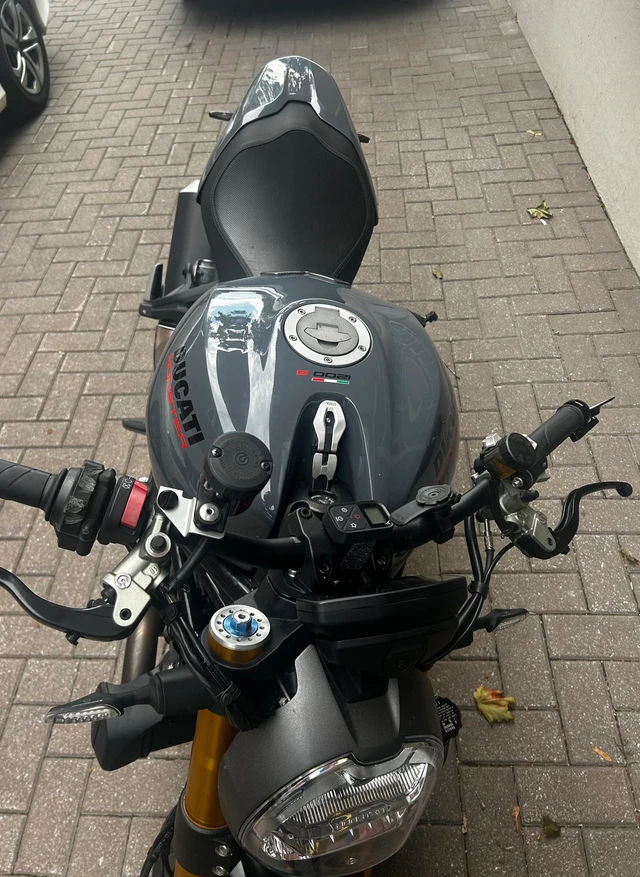 2019 Ducati, 8 000 km, dovoz Kanada — foto 2 z 5