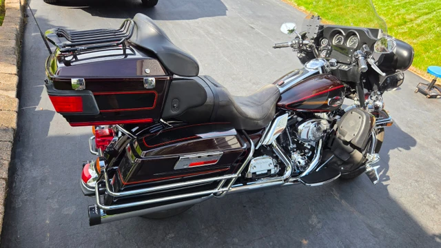 2011 Harley-Davidson, 44 533 km, dovoz Kanada — foto 4 z 5