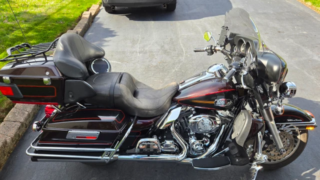 2011 Harley-Davidson, 44 533 km, dovoz Kanada — foto 5 z 5