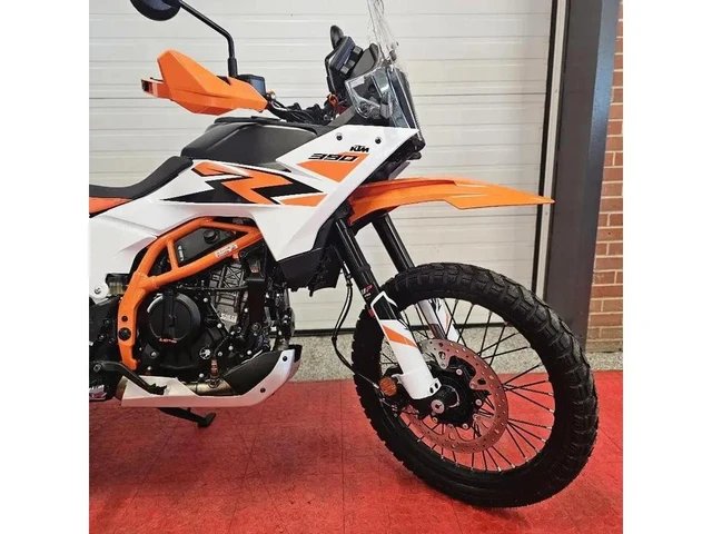 2026 KTM, dovoz Kanada — foto 3 z 5
