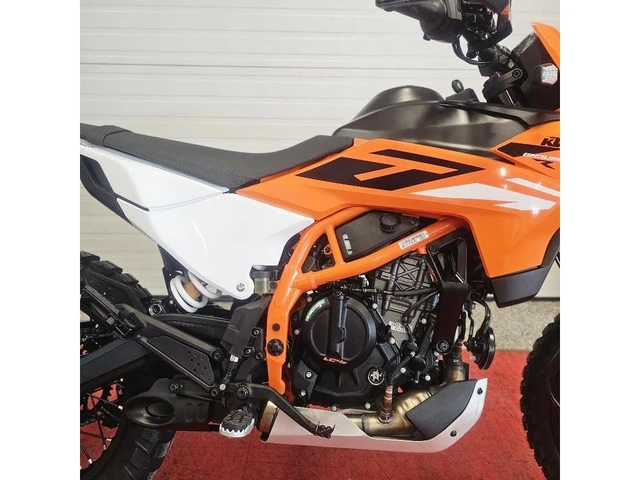 2026 KTM, dovoz Kanada — foto 5 z 5
