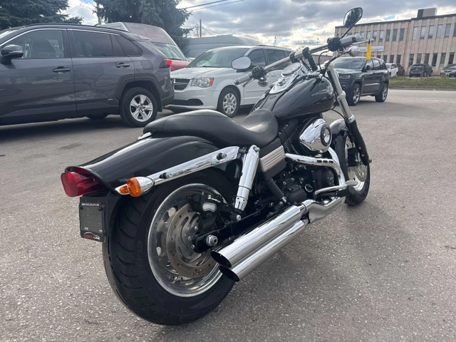 2012 Harley-Davidson, 29 713 km, dovoz Kanada — foto 5 z 5