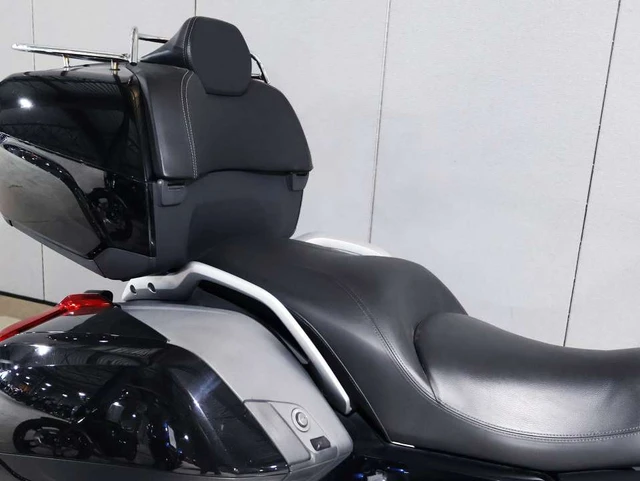 2018 BMW, 40 005 km, dovoz Kanada — foto 3 z 5