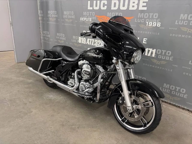 2015 Harley-Davidson, 77 165 km, dovoz Kanada — foto 2 z 5