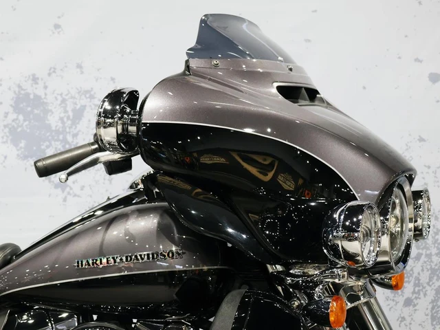 2014 Harley-Davidson, 31 126 km, dovoz Kanada — foto 4 z 5