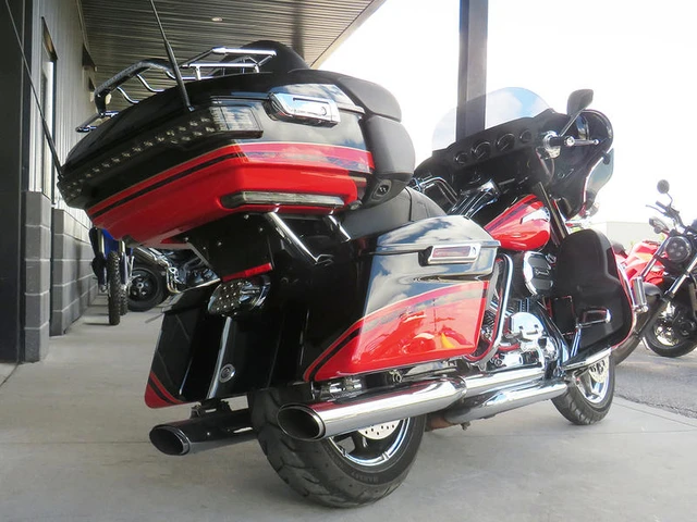 2016 Harley-Davidson, 61 135 km, dovoz Kanada — foto 5 z 5