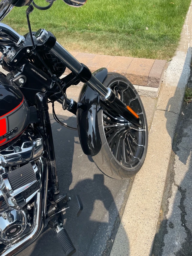 2023 Harley-Davidson, 700 km, dovoz Kanada — foto 3 z 5