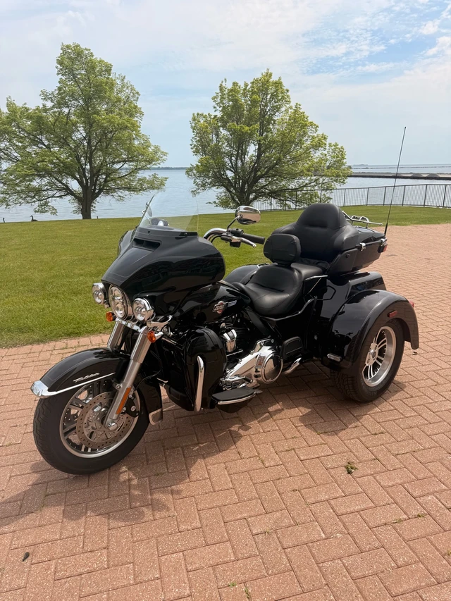2023 Harley-Davidson, 3 500 km, dovoz Kanada — foto 2 z 5
